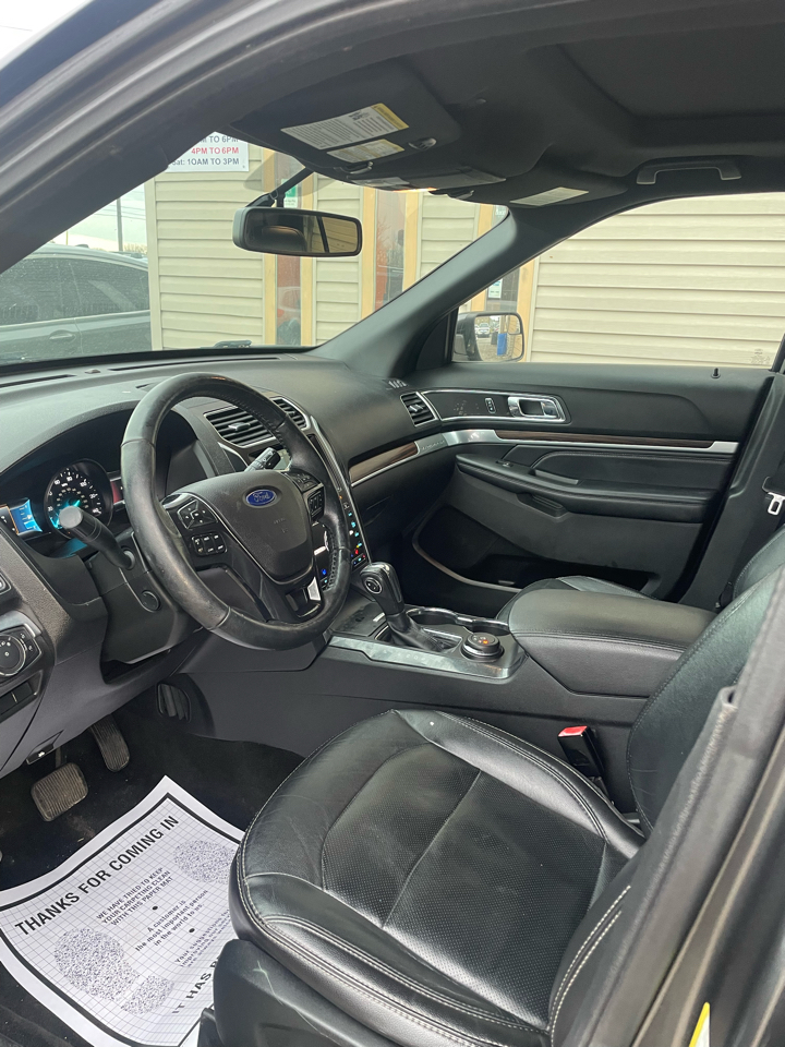 Ford Explorer Limited 4WD 2018