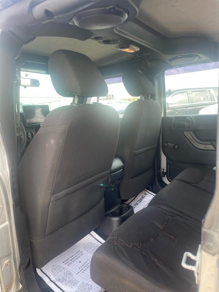 Jeep Wrangler Unlimited Sport 4WD 2014