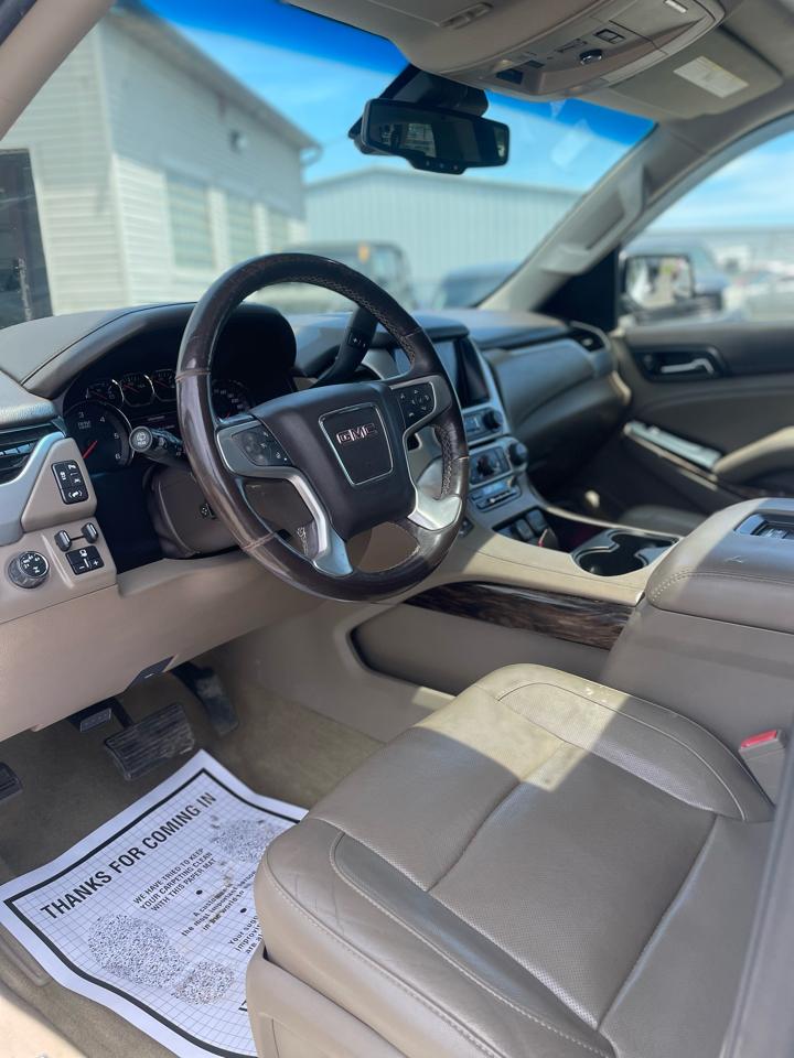 GMC Yukon XL SLT 4WD 2016