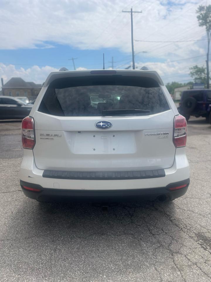Subaru Forester 2.5i Limited 2015