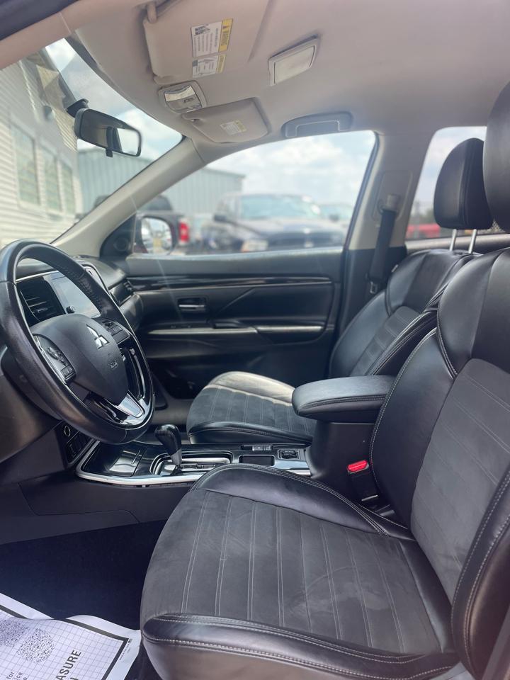 Mitsubishi Outlander SE 2WD 2019