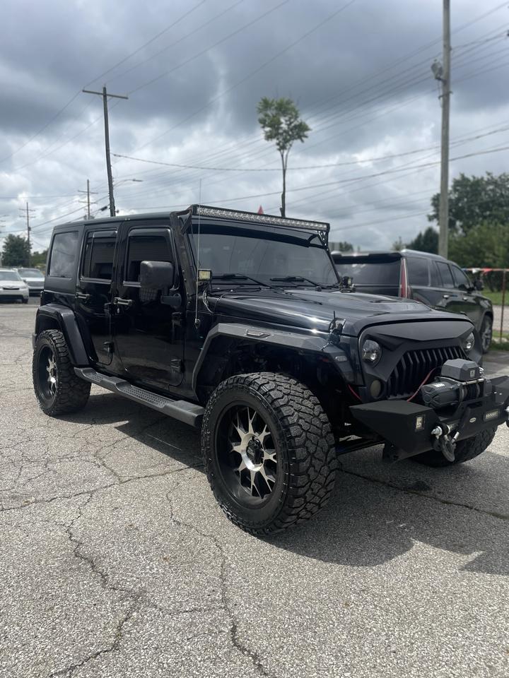 Jeep Wrangler Unlimited Sahara 4WD 2013