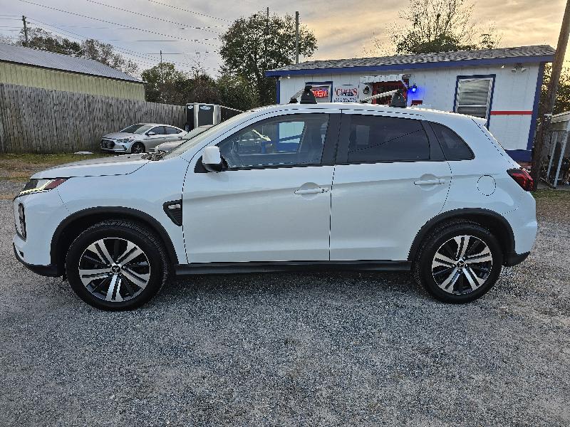 Mitsubishi Outlander Sport 2.0 ES CVT 2020