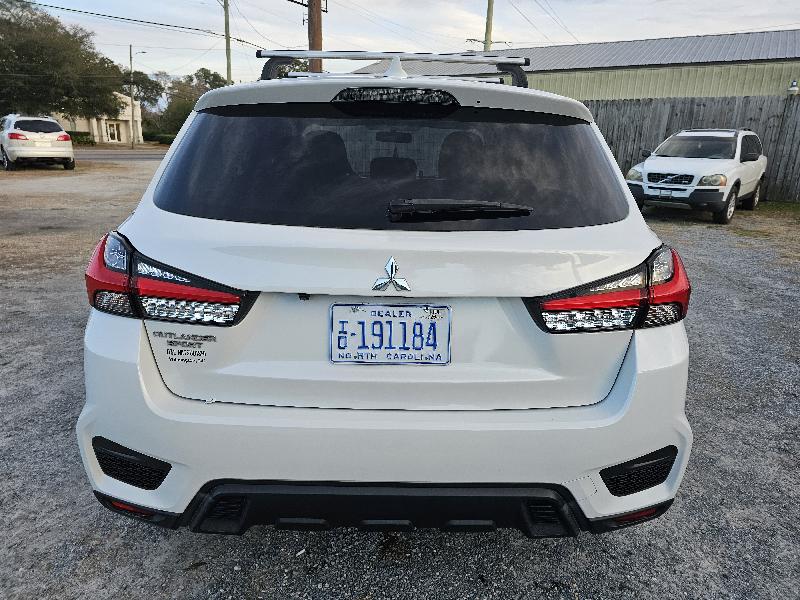 Mitsubishi Outlander Sport 2.0 ES CVT 2020