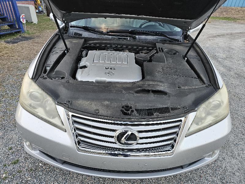 Lexus ES 350 Sedan 2010