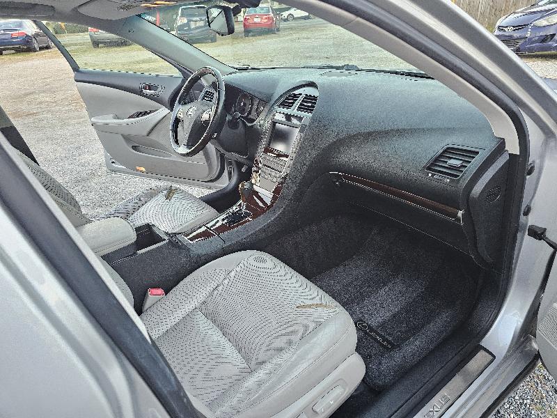 Lexus ES 350 Sedan 2010