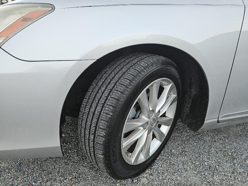 Lexus ES 350 Sedan 2010