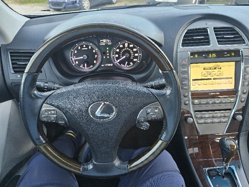Lexus ES 350 Sedan 2010