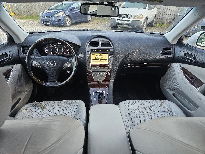 Lexus ES 350 Sedan 2010