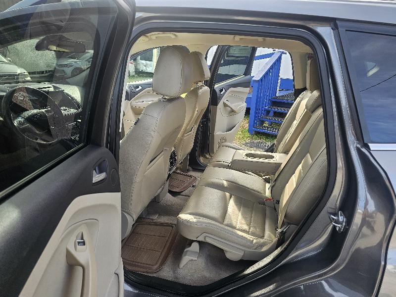 Ford Escape Titanium 4WD 2014