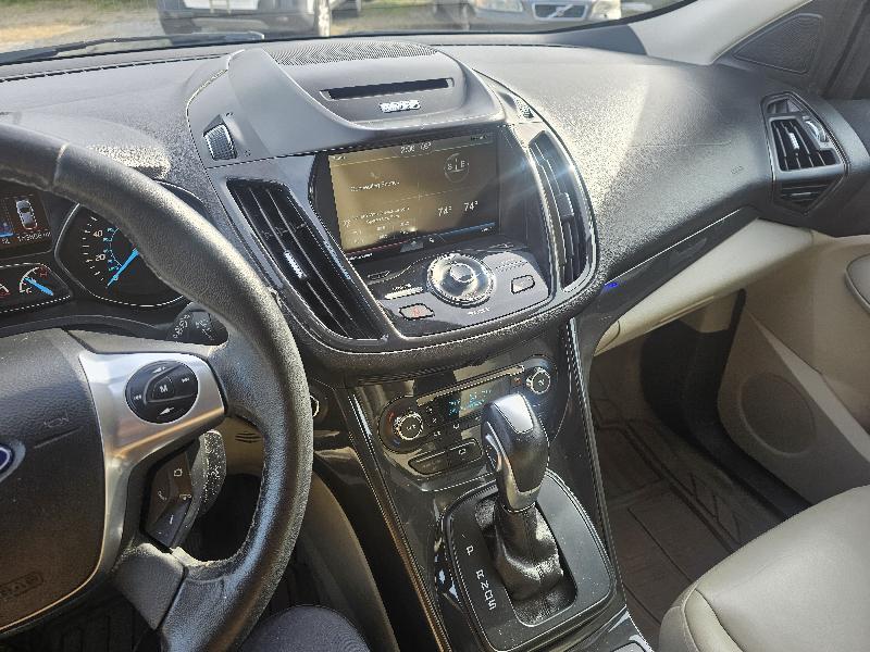 Ford Escape Titanium 4WD 2014