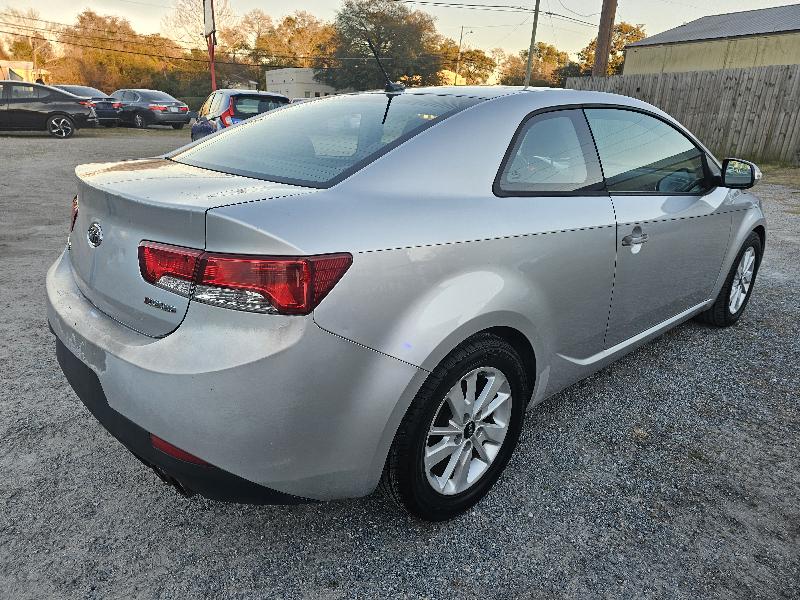 Kia Forte Koup SX 2010