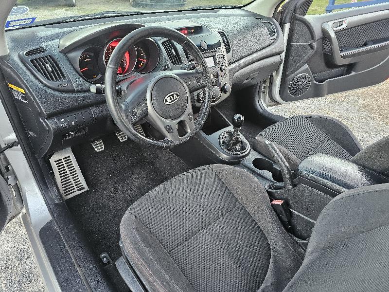 Kia Forte Koup SX 2010