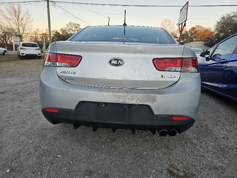Kia Forte Koup SX 2010