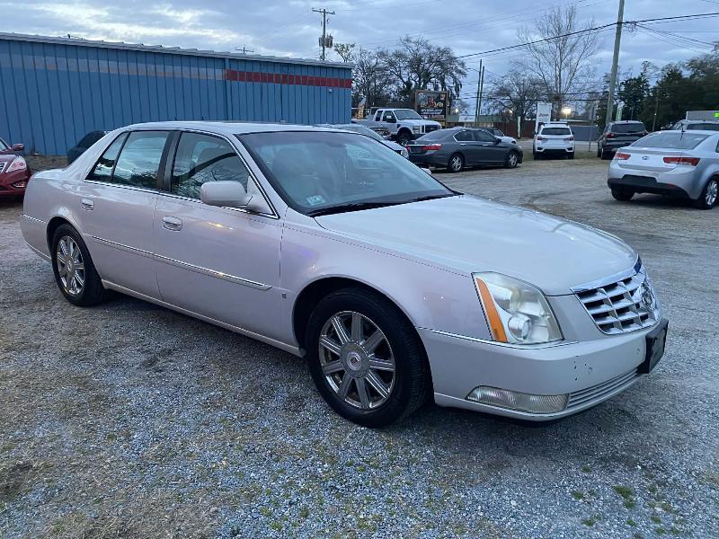 Cadillac DTS Luxury II 2008