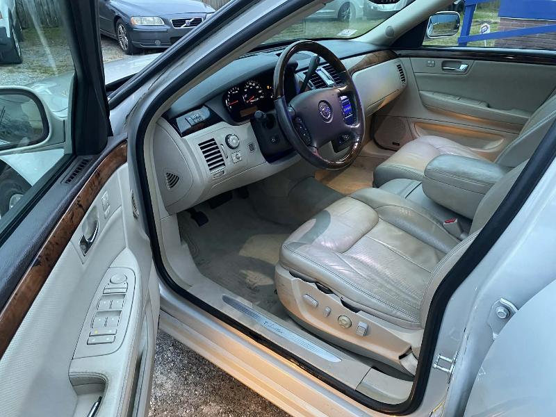 Cadillac DTS Luxury II 2008