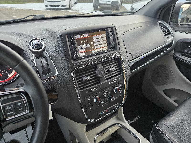 Dodge Grand Caravan SXT 2015