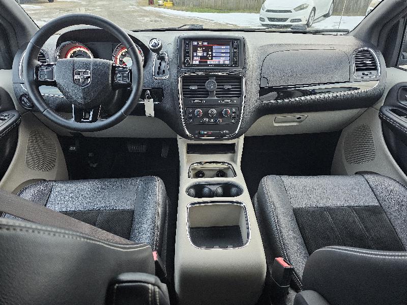 Dodge Grand Caravan SXT 2015