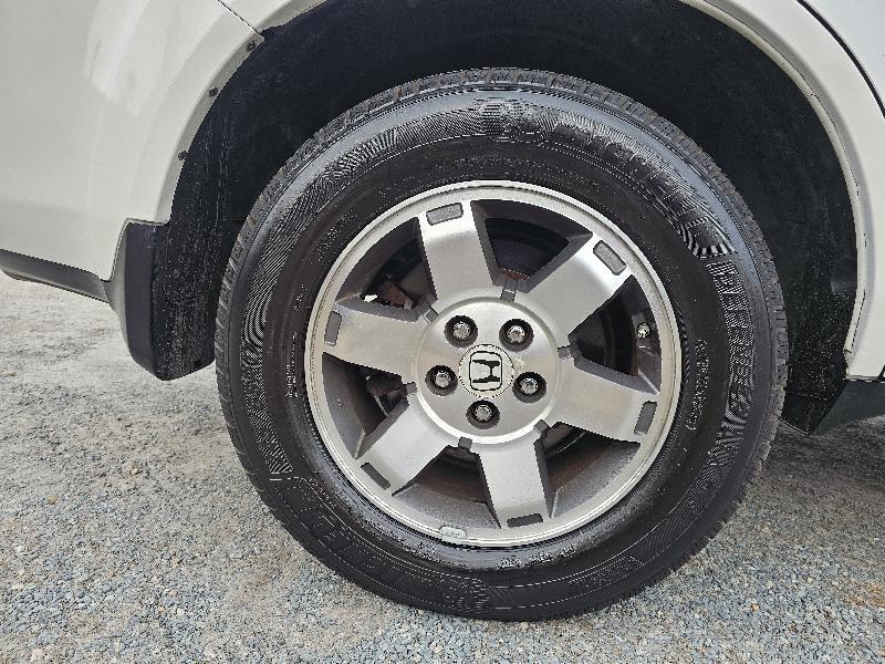 Honda Pilot Touring 2WD 5-Spd AT with DVD 2011