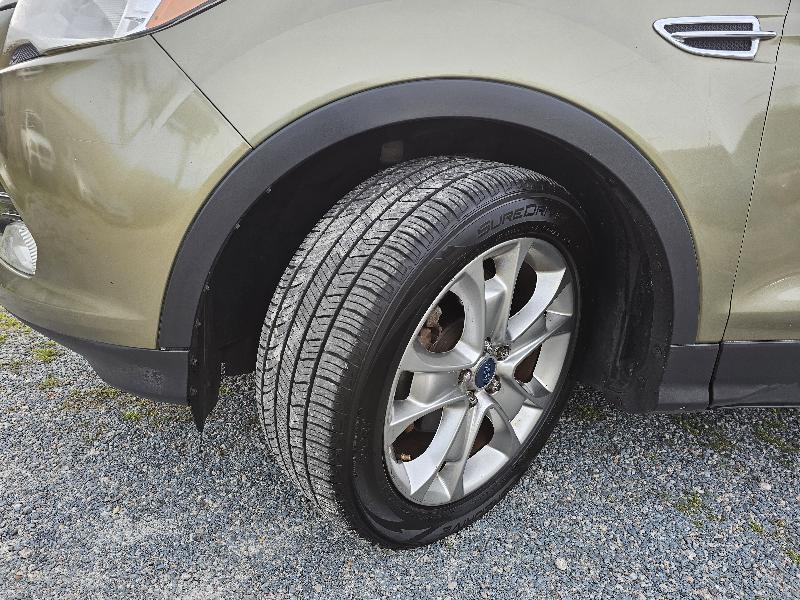 Ford Escape SEL FWD 2013