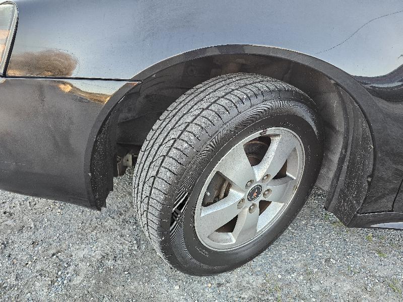 Pontiac Grand Prix Base 2006