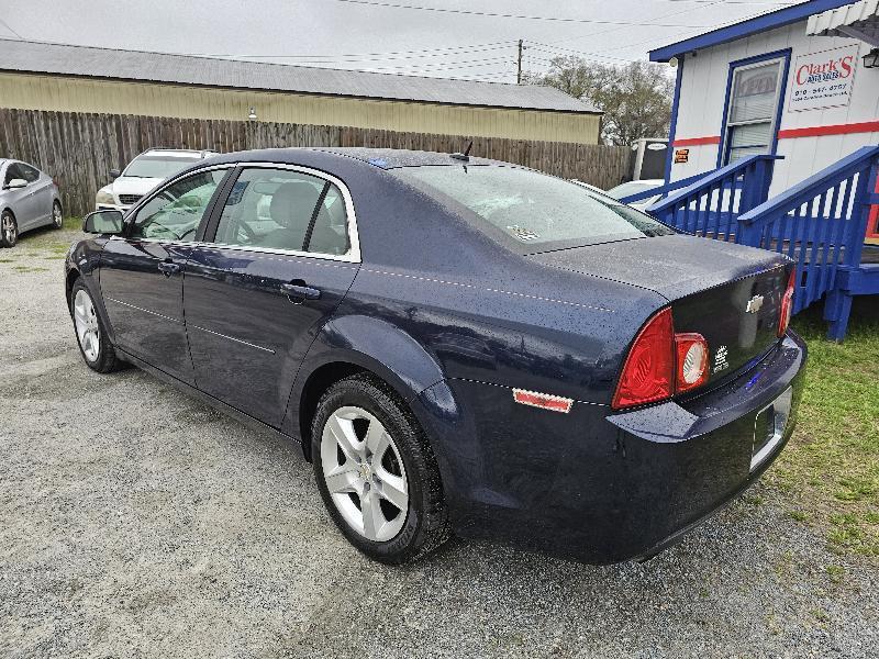 Chevrolet Malibu LS 2010