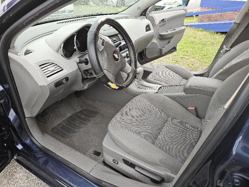 Chevrolet Malibu LS 2010