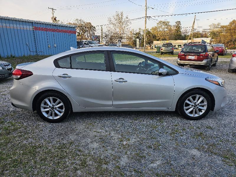 Kia Forte LX 6A 2017