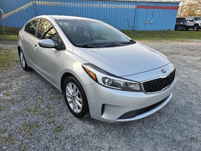 Kia Forte LX 6A 2017