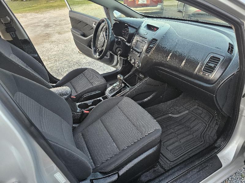 Kia Forte LX 6A 2017