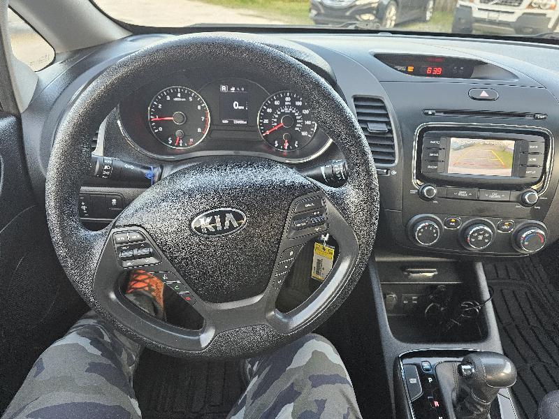 Kia Forte LX 6A 2017