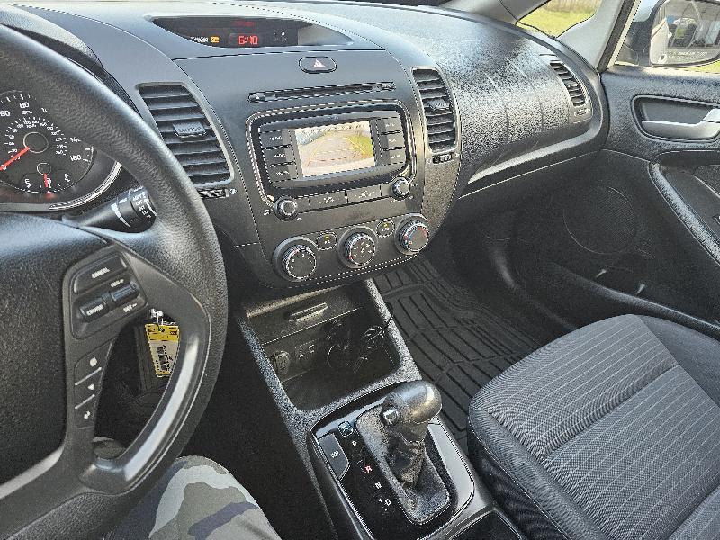 Kia Forte LX 6A 2017