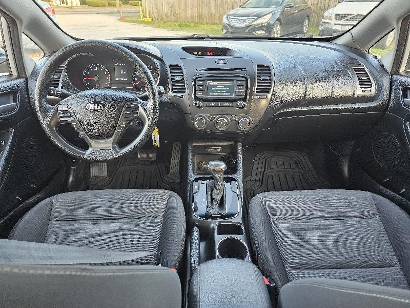 Kia Forte LX 6A 2017