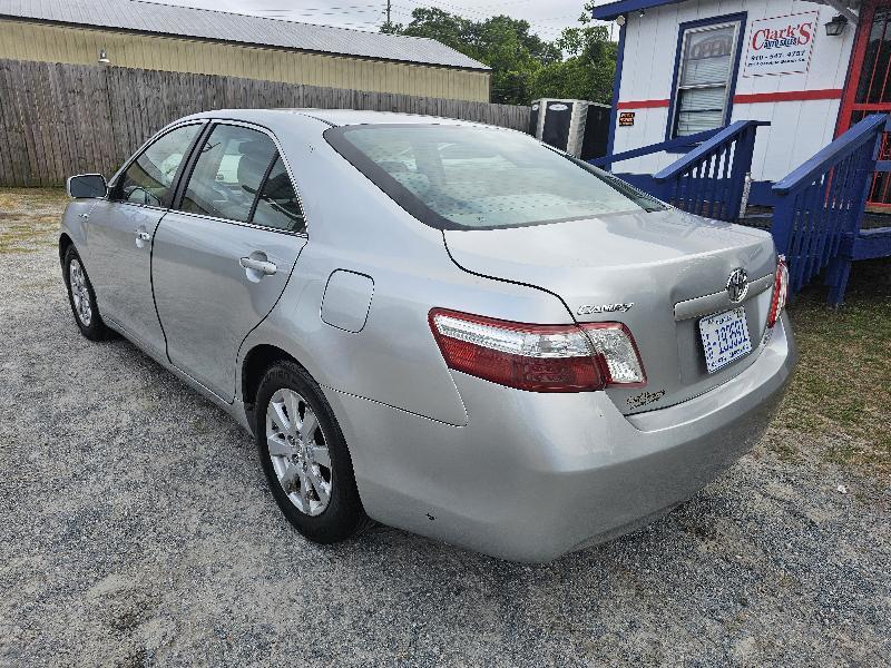 Toyota Camry Hybrid Sedan 2007