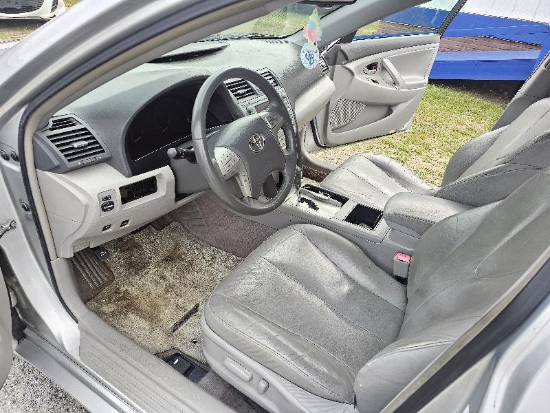 Toyota Camry Hybrid Sedan 2007