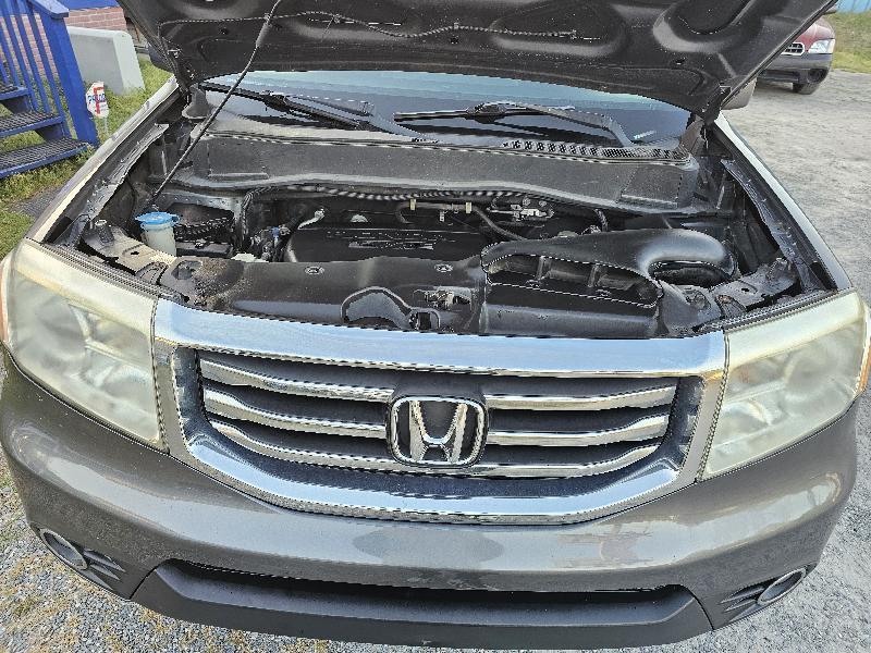 Honda Pilot EX-L 4WD 5-Spd AT with DVD 2012