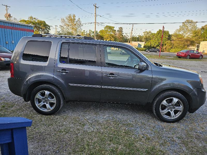 Honda Pilot EX-L 4WD 5-Spd AT with DVD 2012