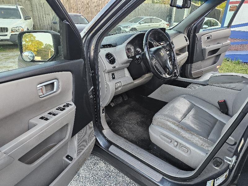 Honda Pilot EX-L 4WD 5-Spd AT with DVD 2012