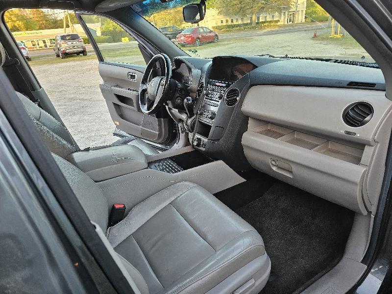 Honda Pilot EX-L 4WD 5-Spd AT with DVD 2012