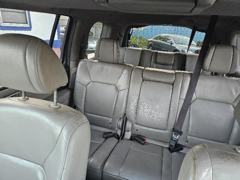 Honda Pilot EX-L 4WD 5-Spd AT with DVD 2012