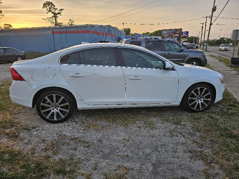 Volvo S60 T5 Inscription AWD 2017