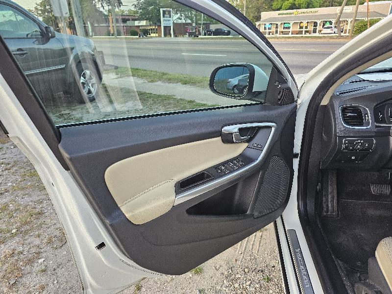 Volvo S60 T5 Inscription AWD 2017