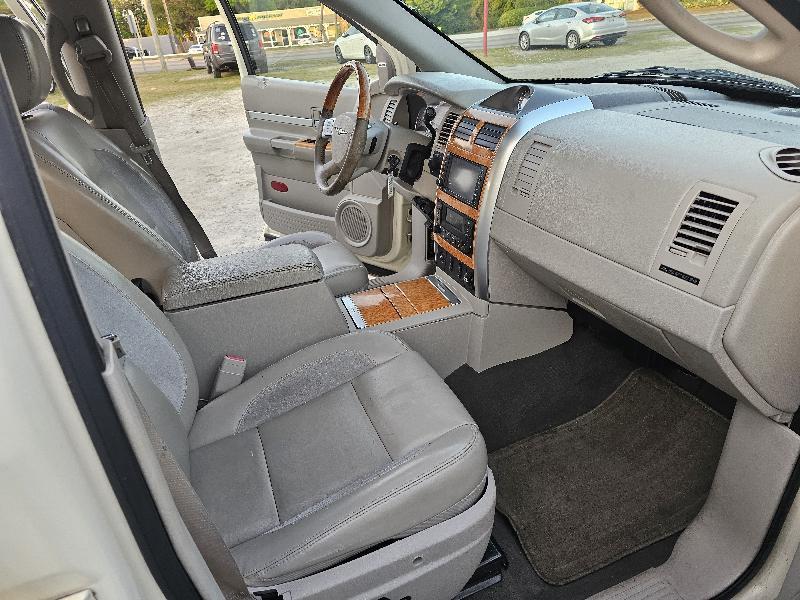 Chrysler Aspen Limited 4WD 2008