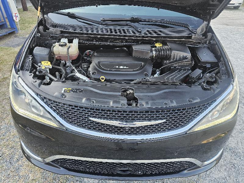 Chrysler Pacifica Limited 2018