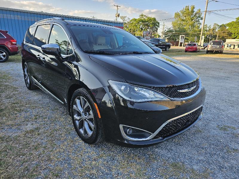Chrysler Pacifica Limited 2018