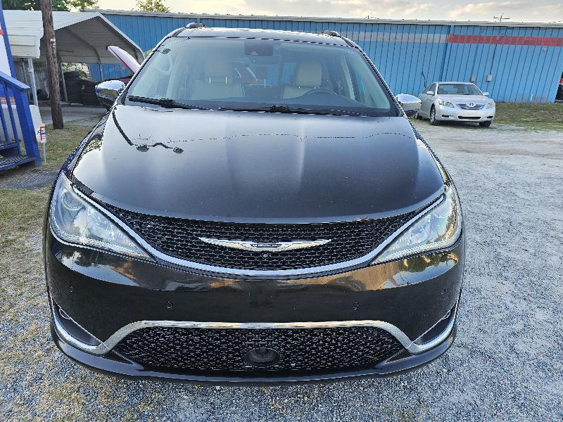 Chrysler Pacifica Limited 2018