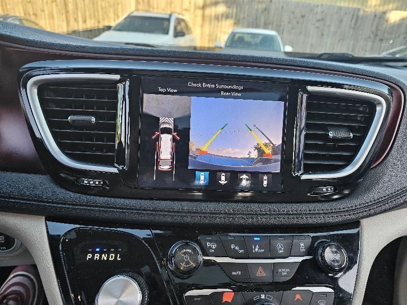 Chrysler Pacifica Limited 2018