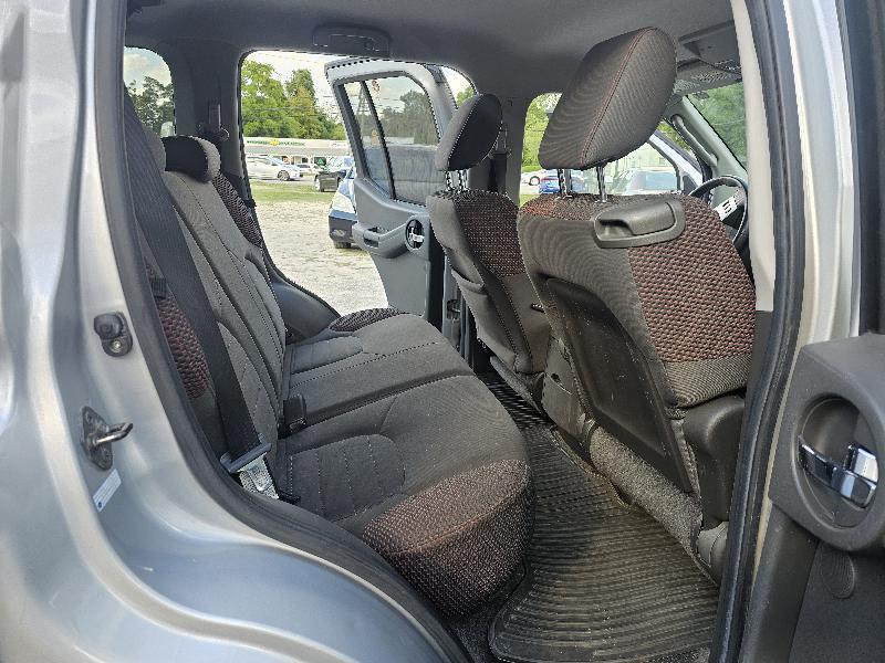 Nissan Xterra Off-Road 4WD 2010
