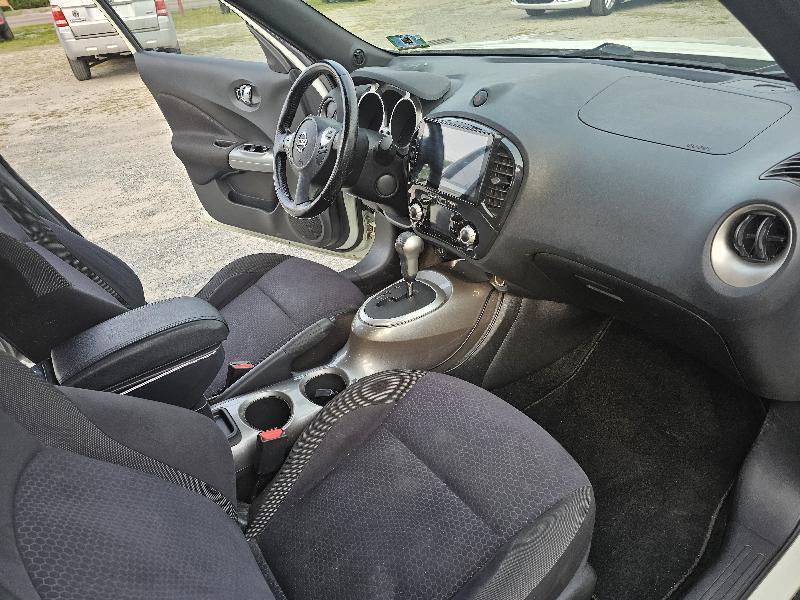 Nissan Juke S AWD 2011