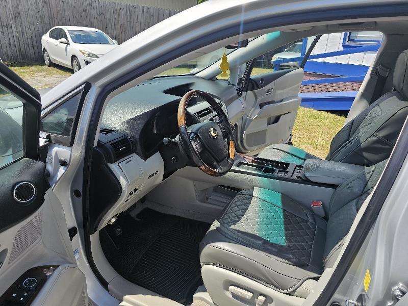 Lexus RX 350 FWD 2011